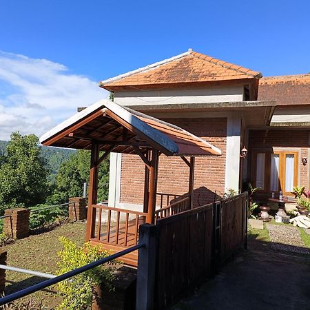 Made Oka Homestay And Warung Munduk Exterior foto