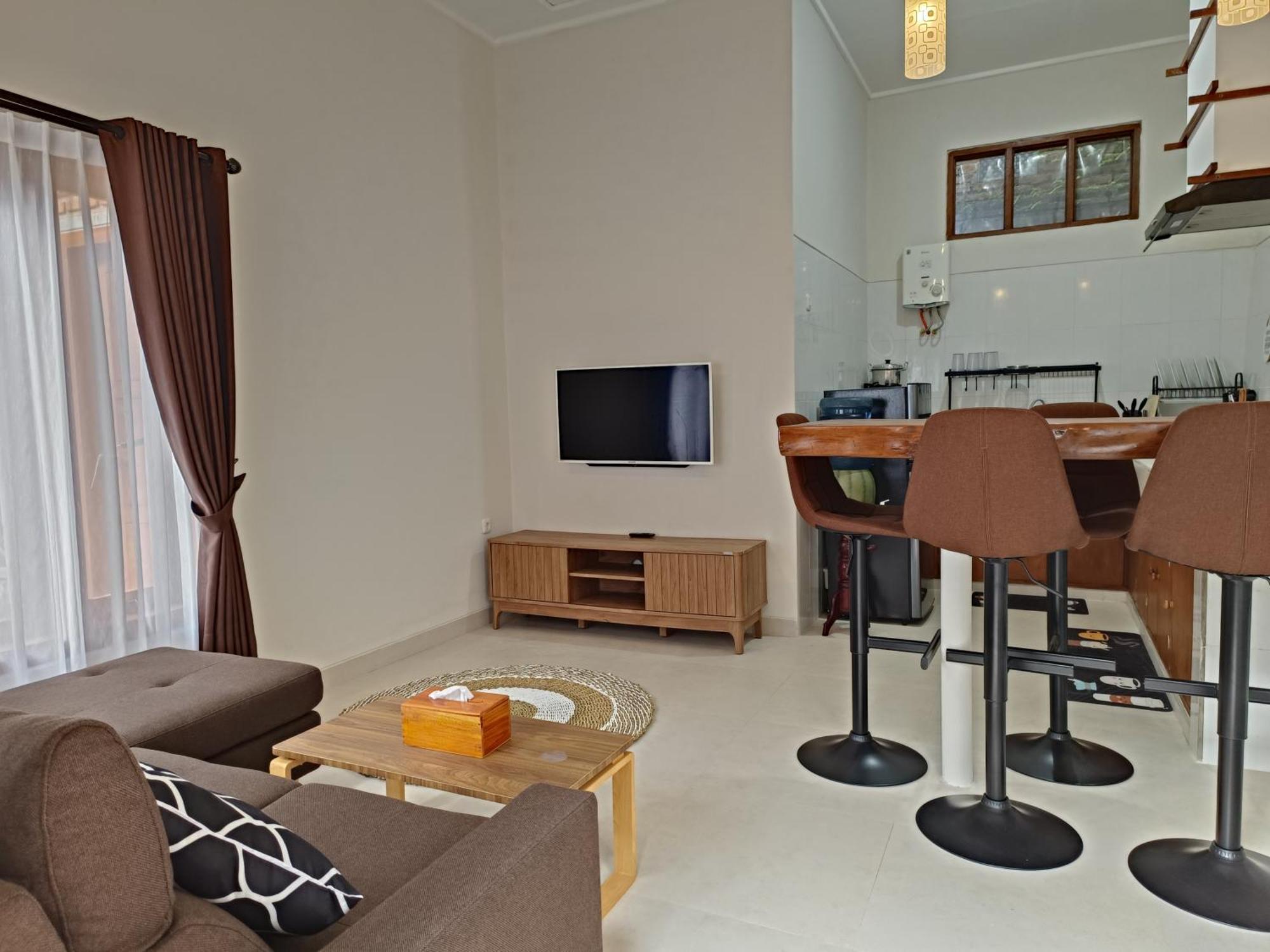 Made Oka Homestay And Warung Munduk Exterior foto