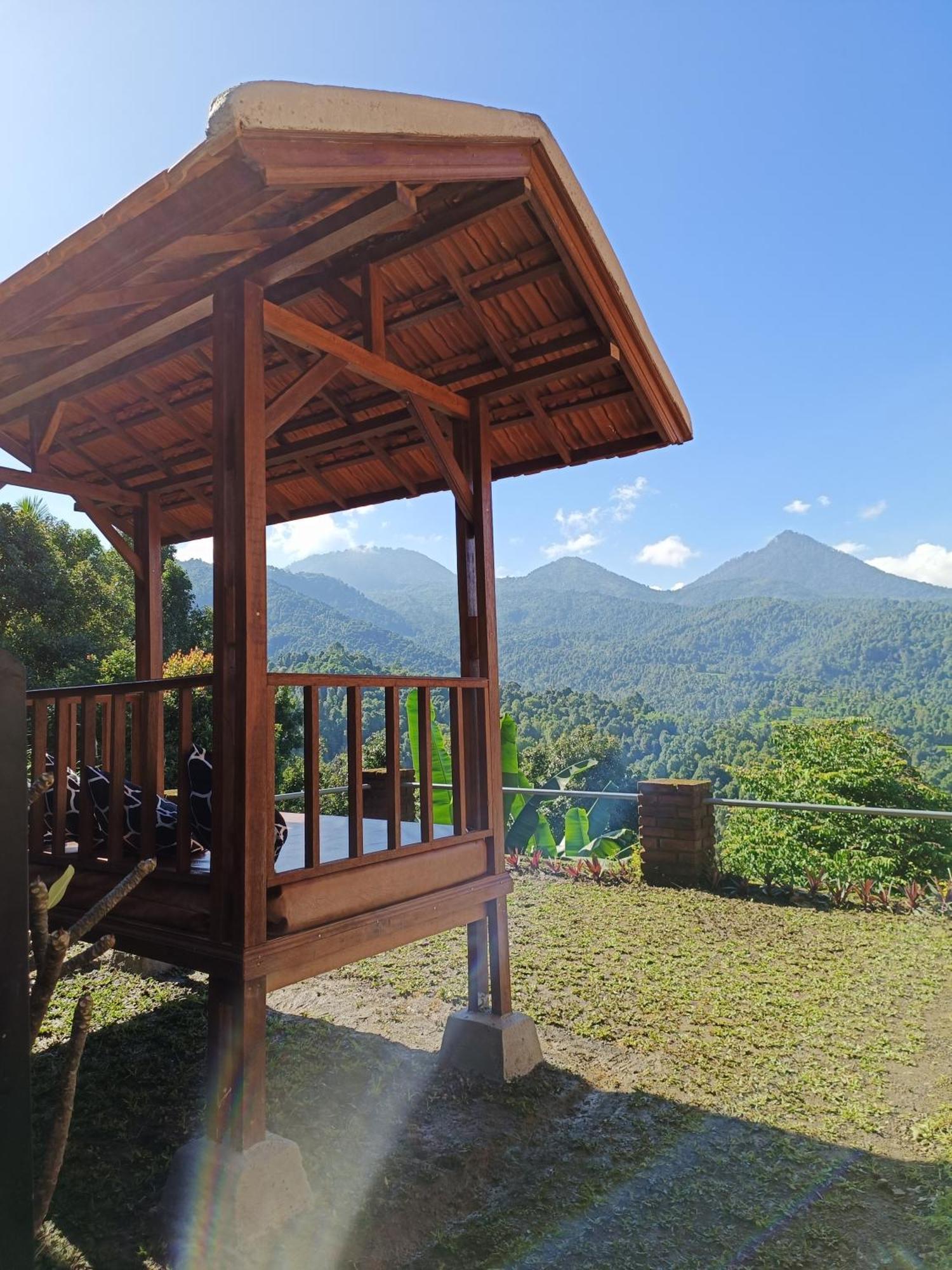 Made Oka Homestay And Warung Munduk Exterior foto