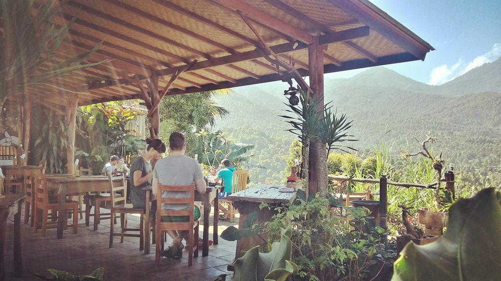 Made Oka Homestay And Warung Munduk Exterior foto